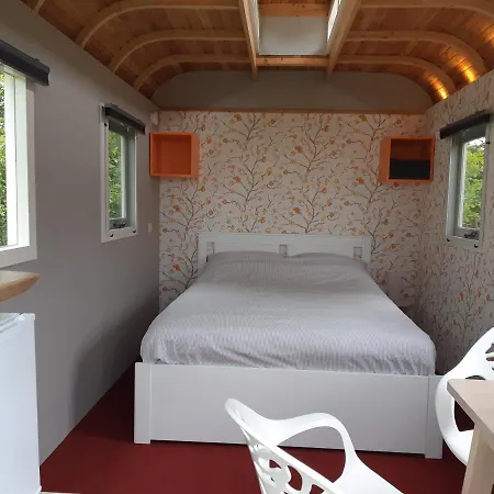 Bed & Breakfast Pipowagen 
