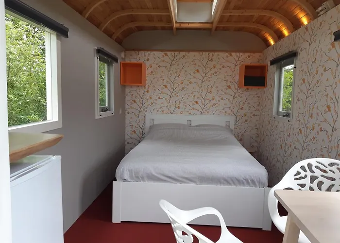 Bed and breakfast Pipowagen 